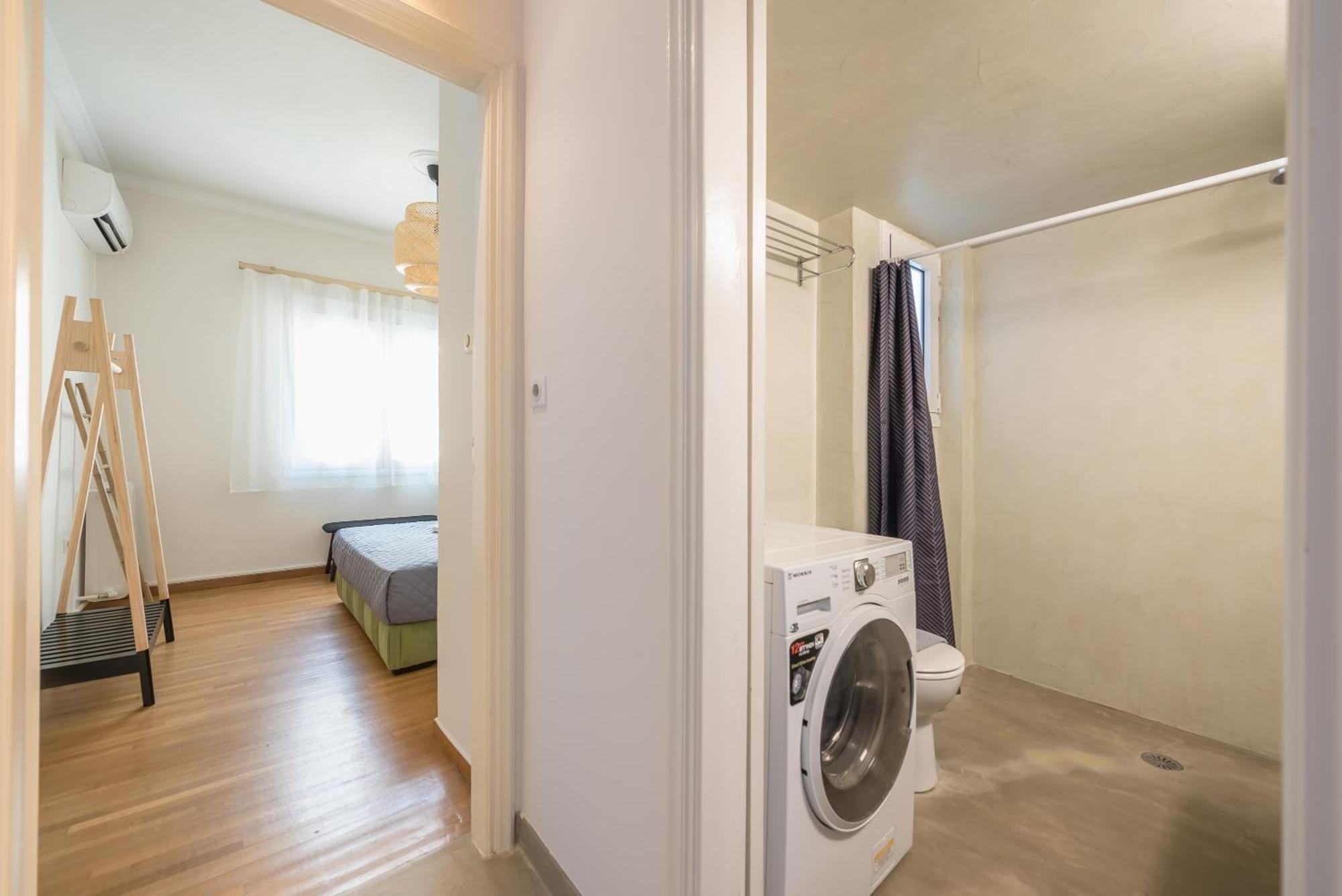 Apartamento Stylish 2 Bd Urban Retreat Near Panormou Metro Atenas Exterior foto